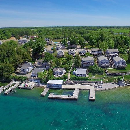 Angel Rock Waterfront Cottages Кейп-Вінсент Екстер'єр фото
